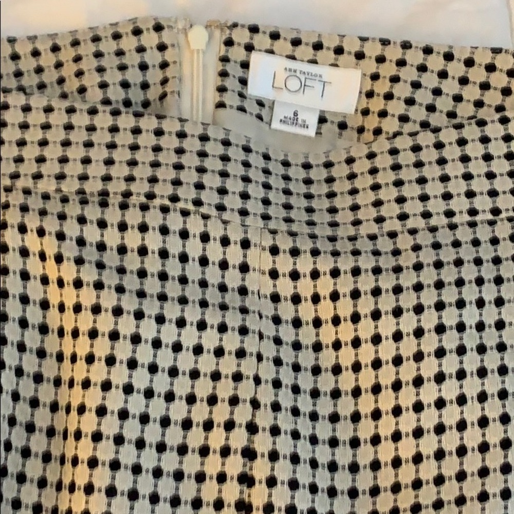 Loft Skirt - Picture 4 of 4